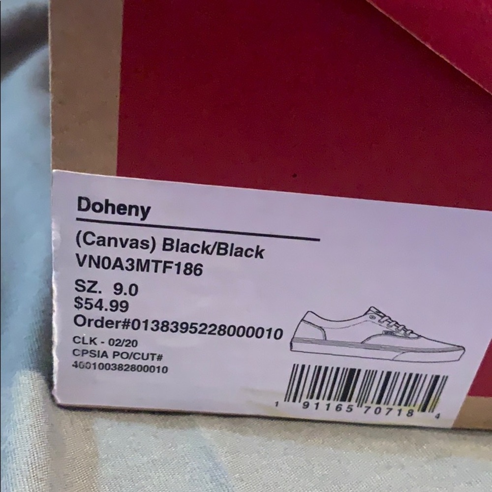 All black vans low - Picture 3 of 3
